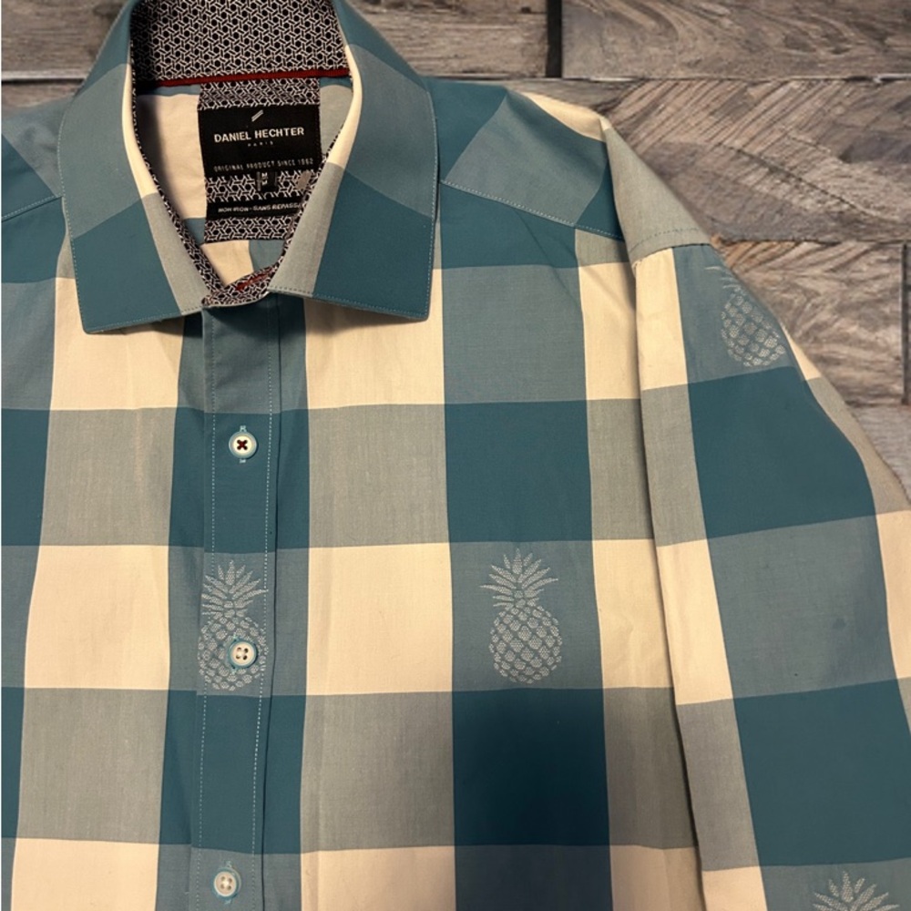 NWOT Daniel Hechter Blue and White Check Button-Down Shirt with Pineapple M - Picture 4 of 5